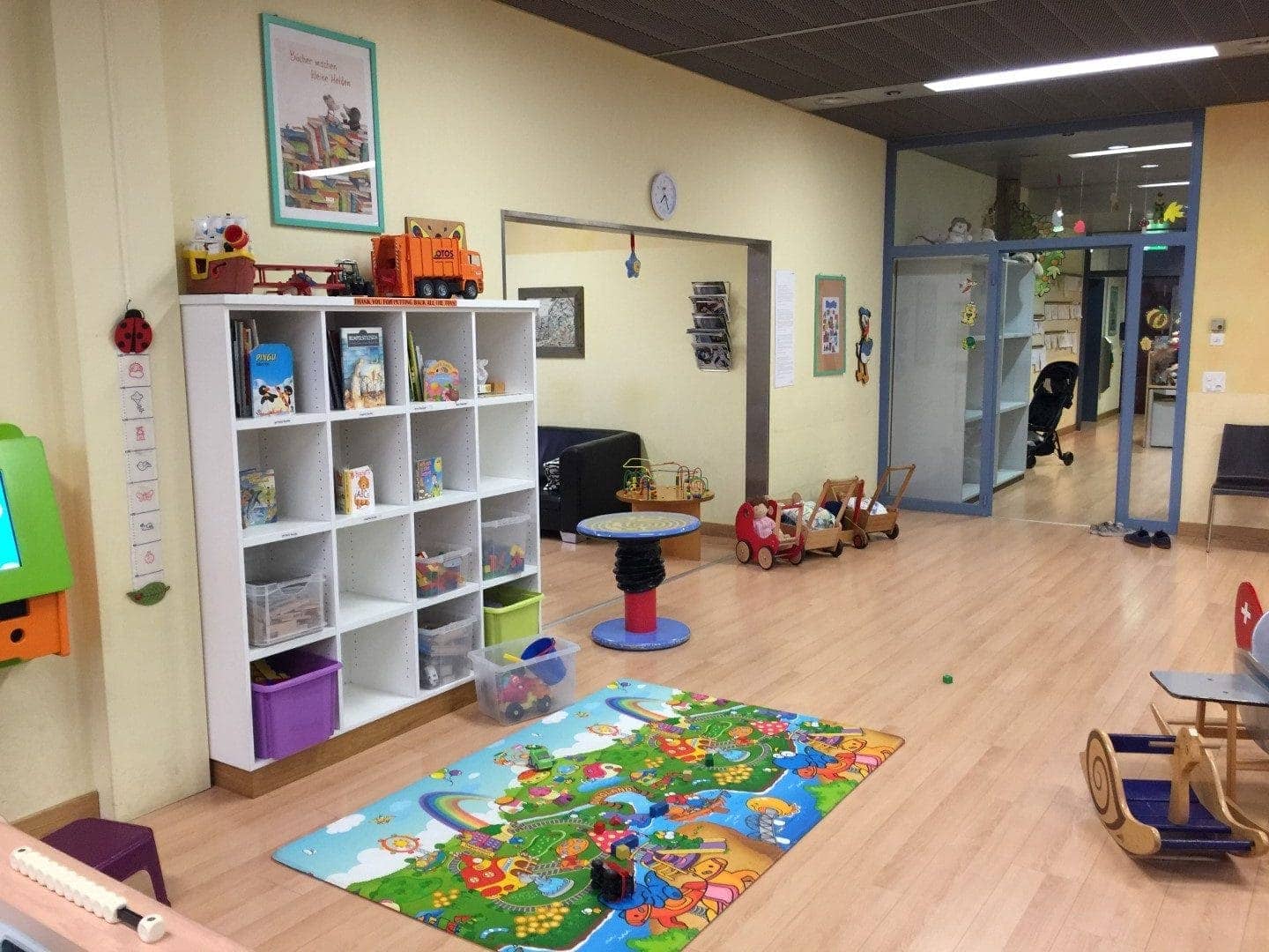 22756471609_c91162650d_o (Large)