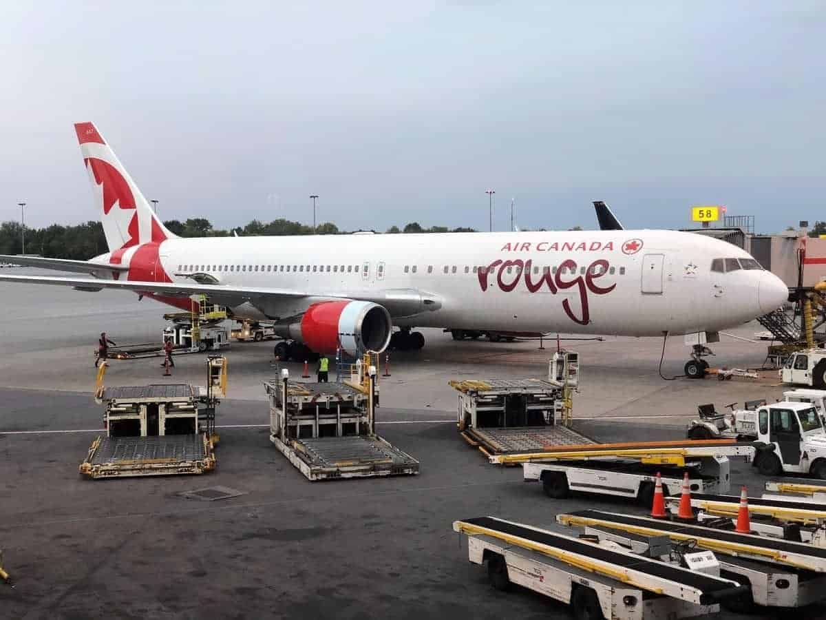 air canada rouge 767