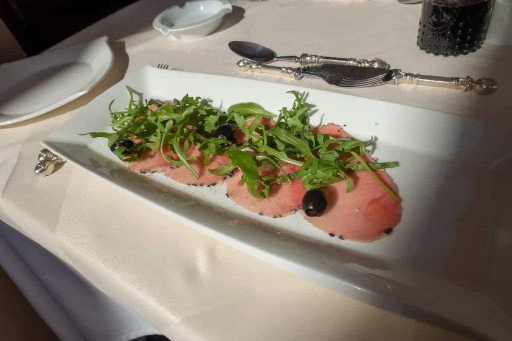 al maha restaurant diner 05