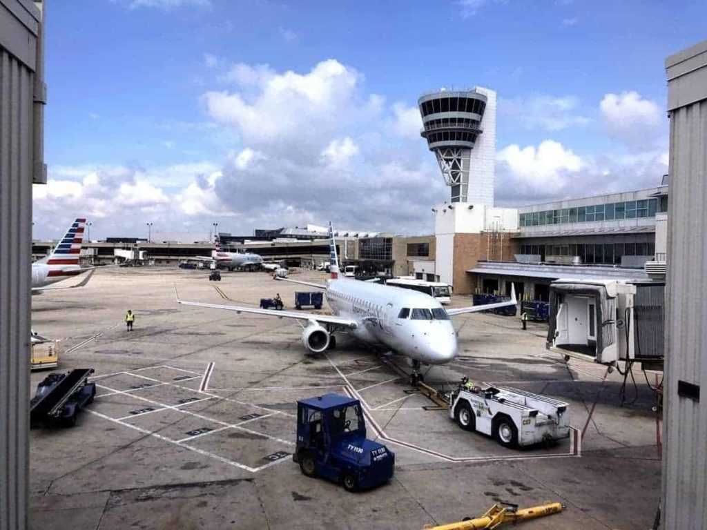 american airlines yul phl msy 20