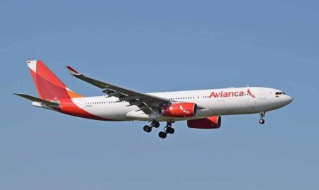 avianca a330 200 n986av arrives london heathrow 10sep2015 arp