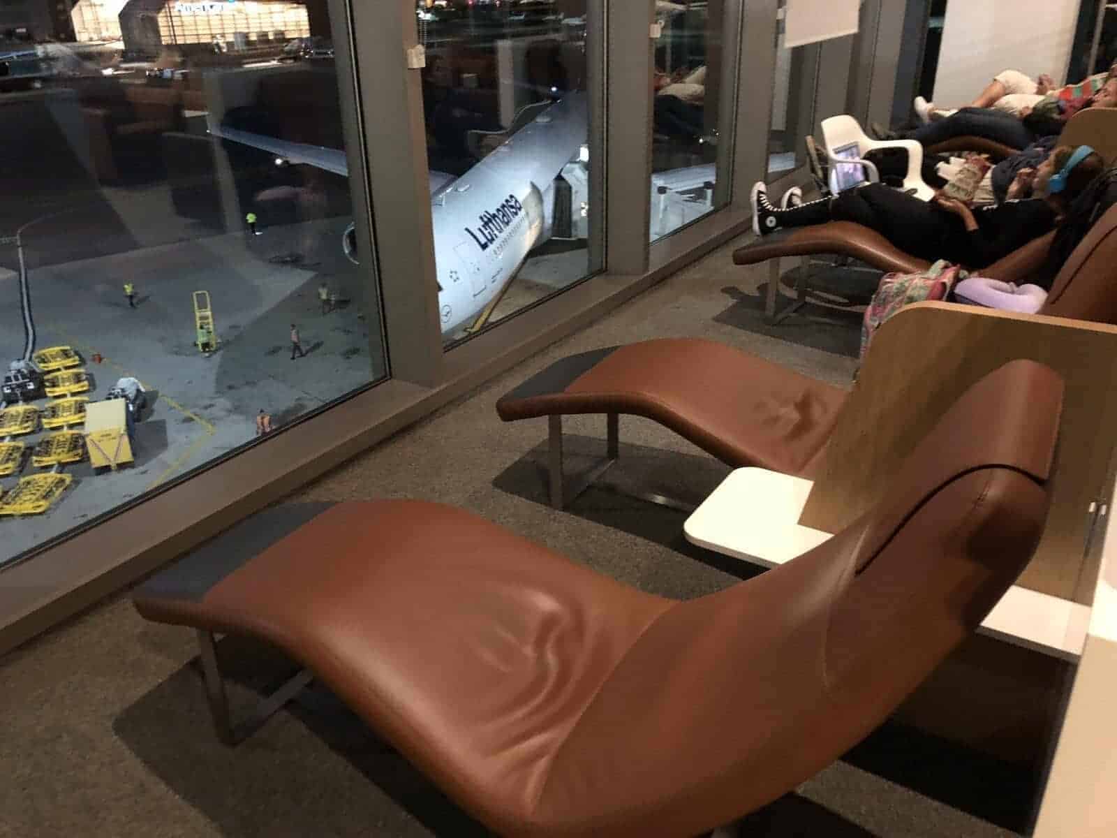 boston istanbul turkish arlines business class 22