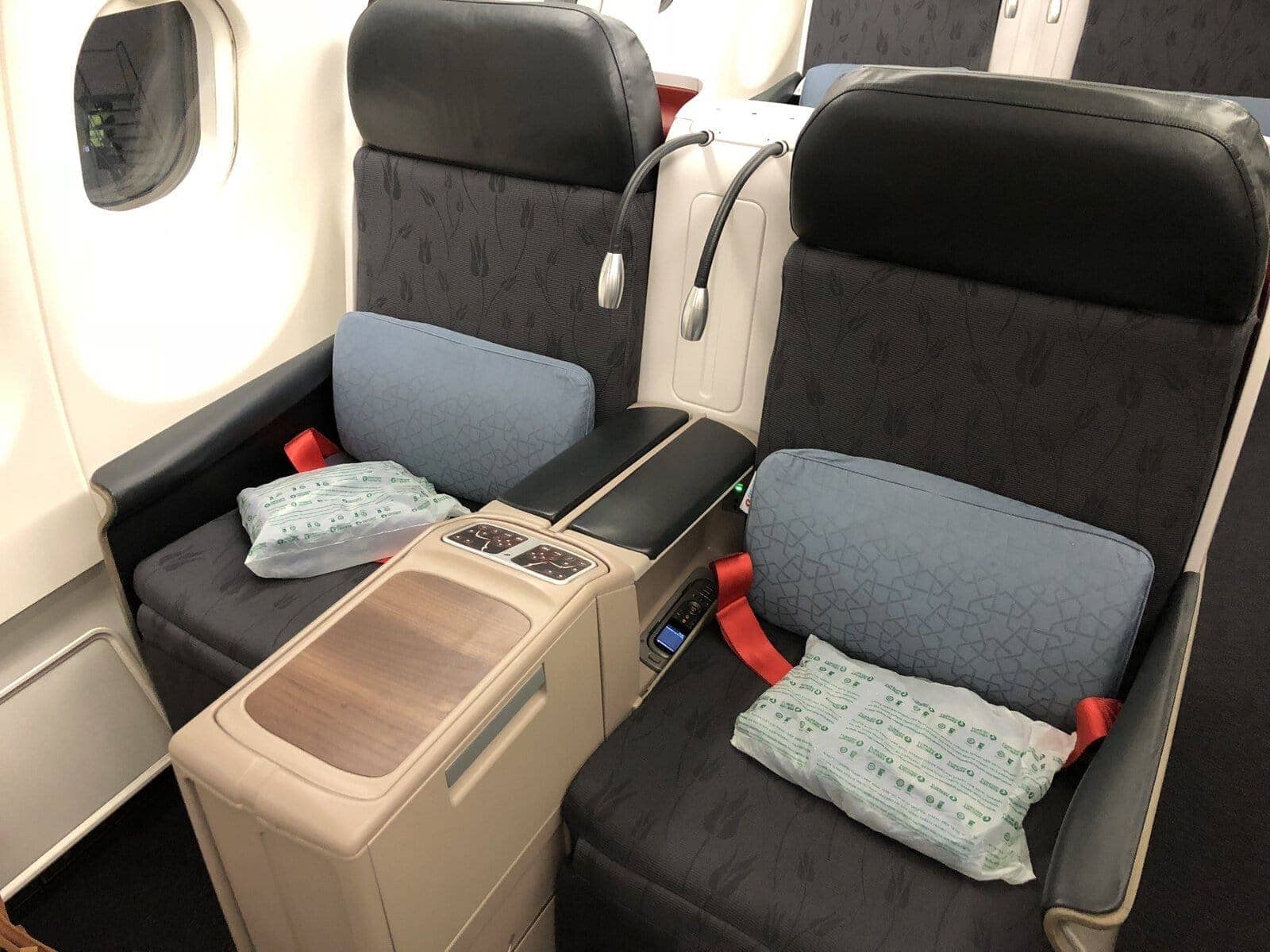 boston istanbul turkish arlines business class 33