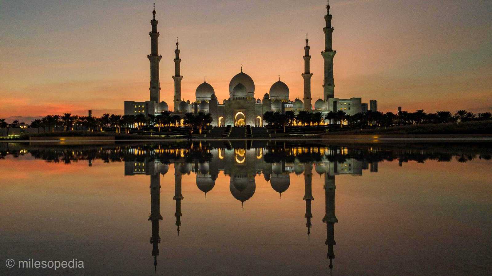 coucher soleil sur la mosquee