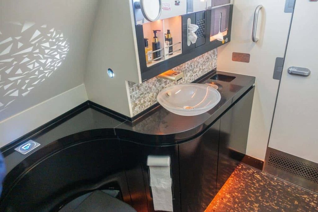 etihad airways first class apartment a380 48