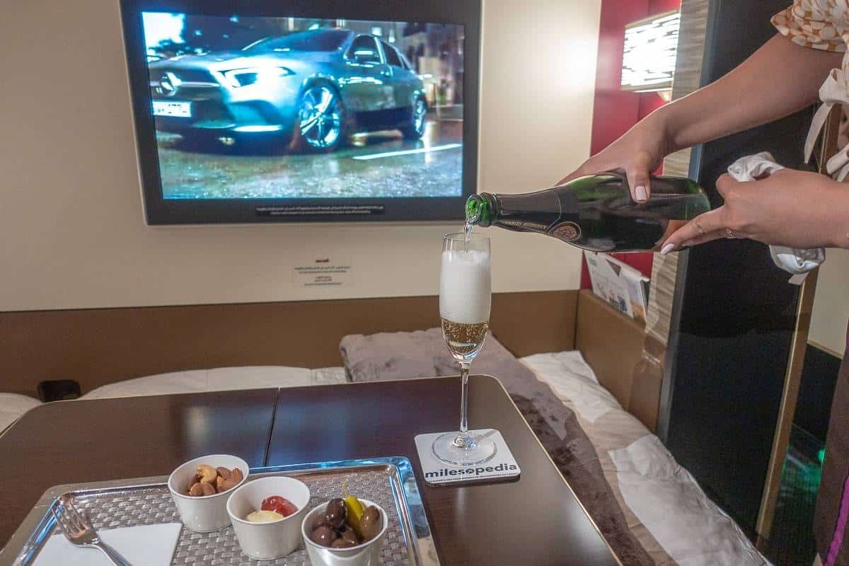 etihad airways first class apartment a380 65