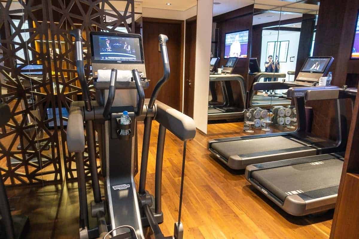 etihad airways first class lounge abu dhabi 13