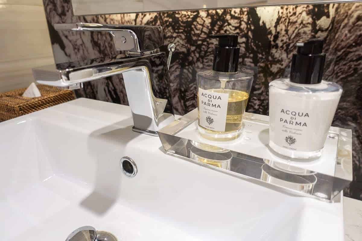 etihad airways first class lounge abu dhabi 23