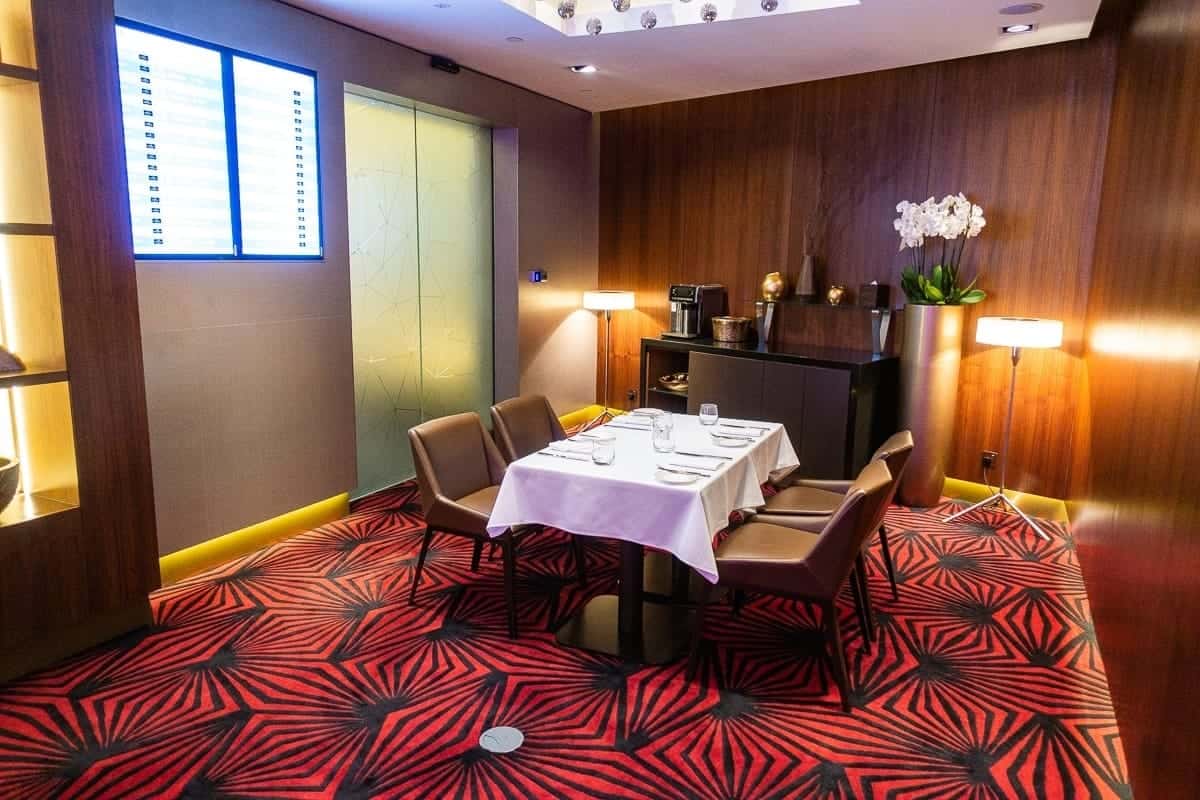 etihad airways first class lounge abu dhabi 30