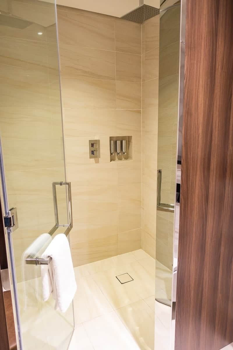 etihad airways first class lounge abu dhabi 36