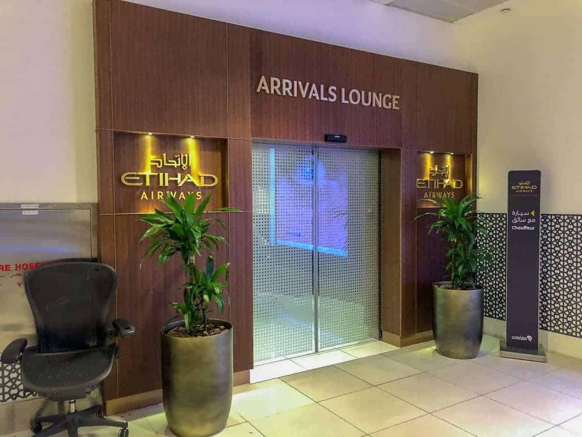 etihad arrivals lounge auh 1