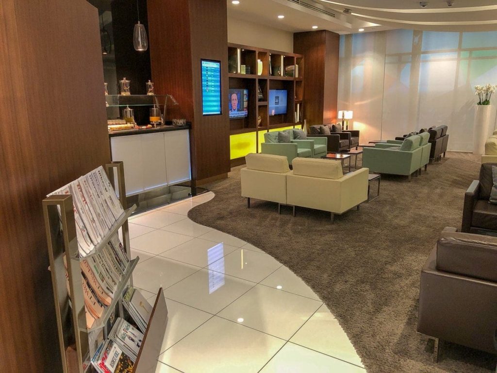 etihad arrivals lounge auh 6