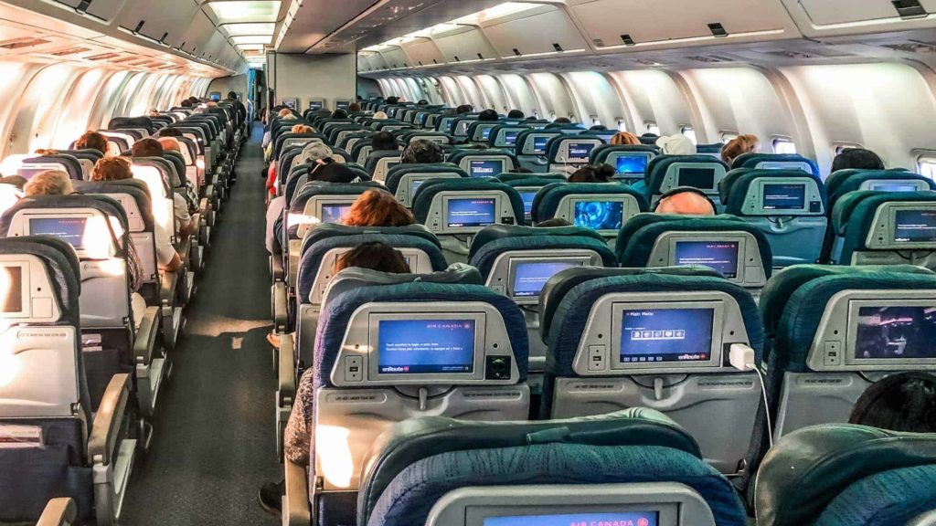 featured air canada eco arriere