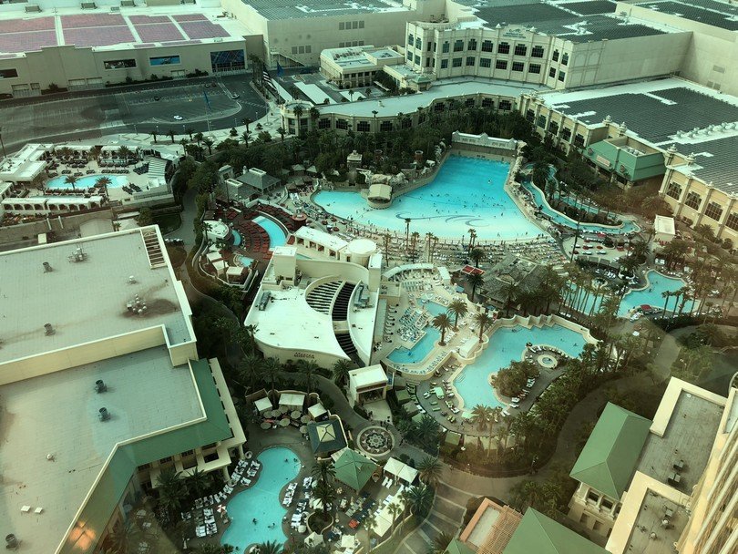 four seasons hotel las vegas 17