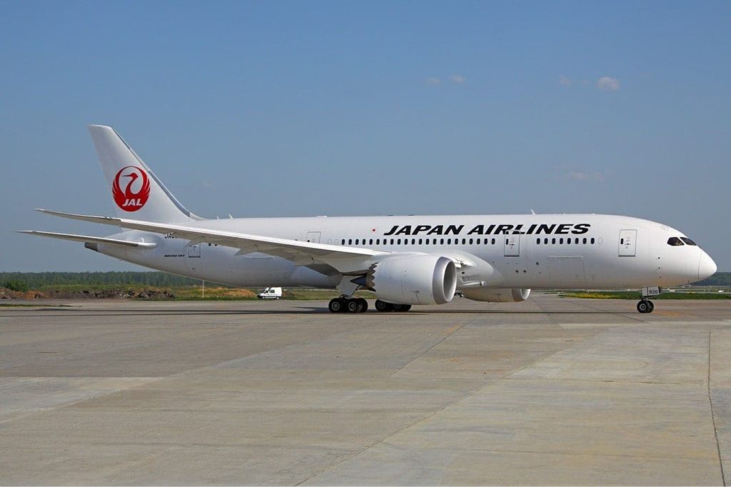 japan airlines boeing 787 846 dreamliner kustov