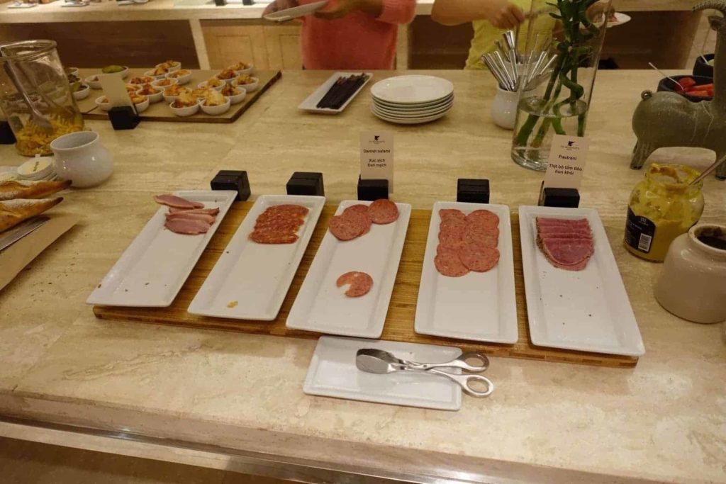 jwmarriott hanoi lounge 04