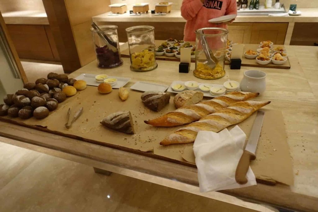 jwmarriott hanoi lounge 05