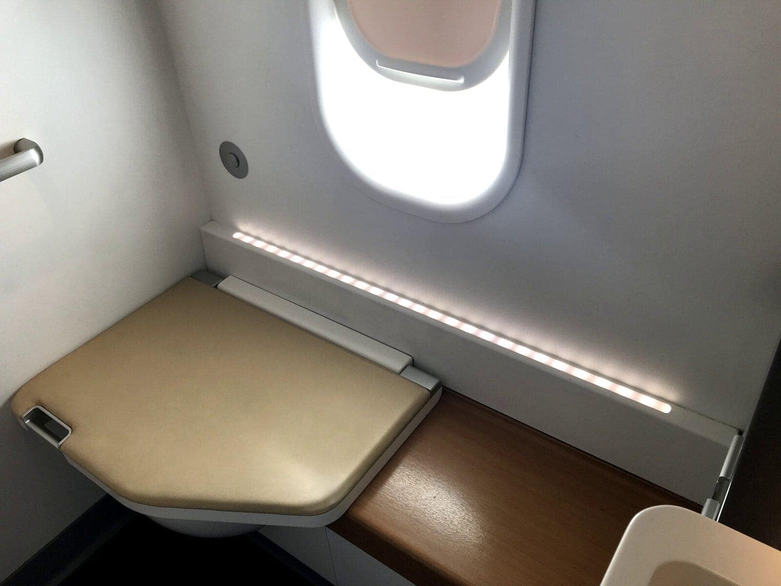 lufthansa first fra bos 35