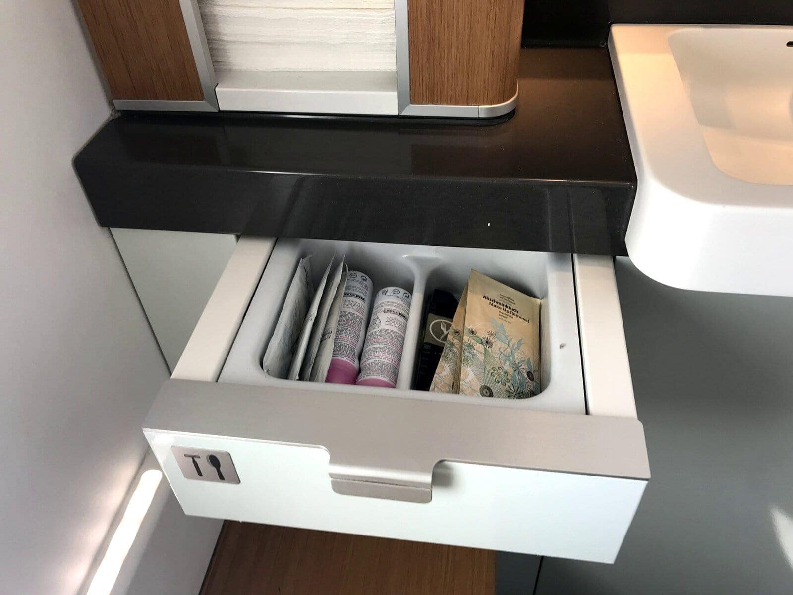 lufthansa first fra bos 39