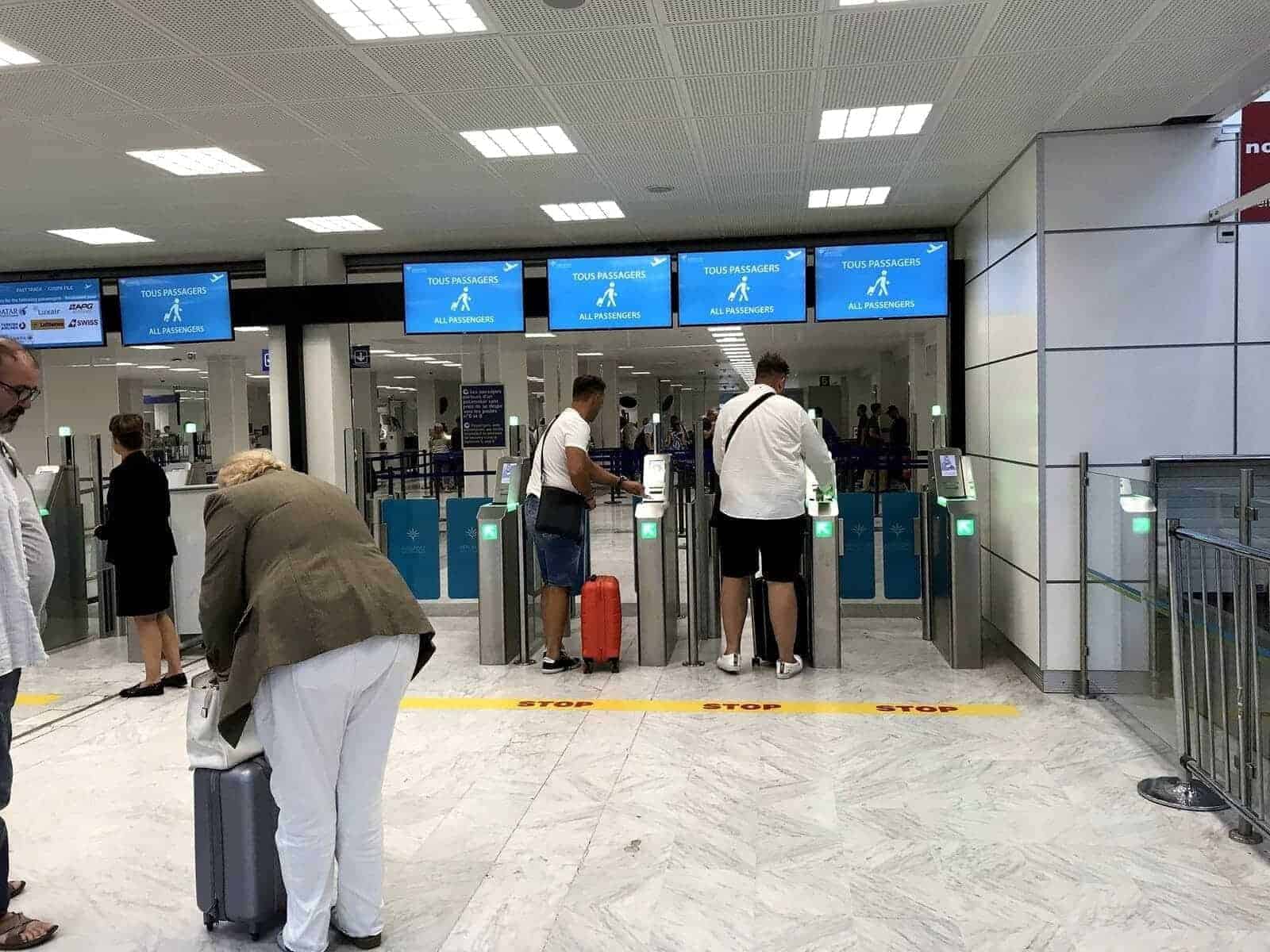 lufthansa nce fra 06