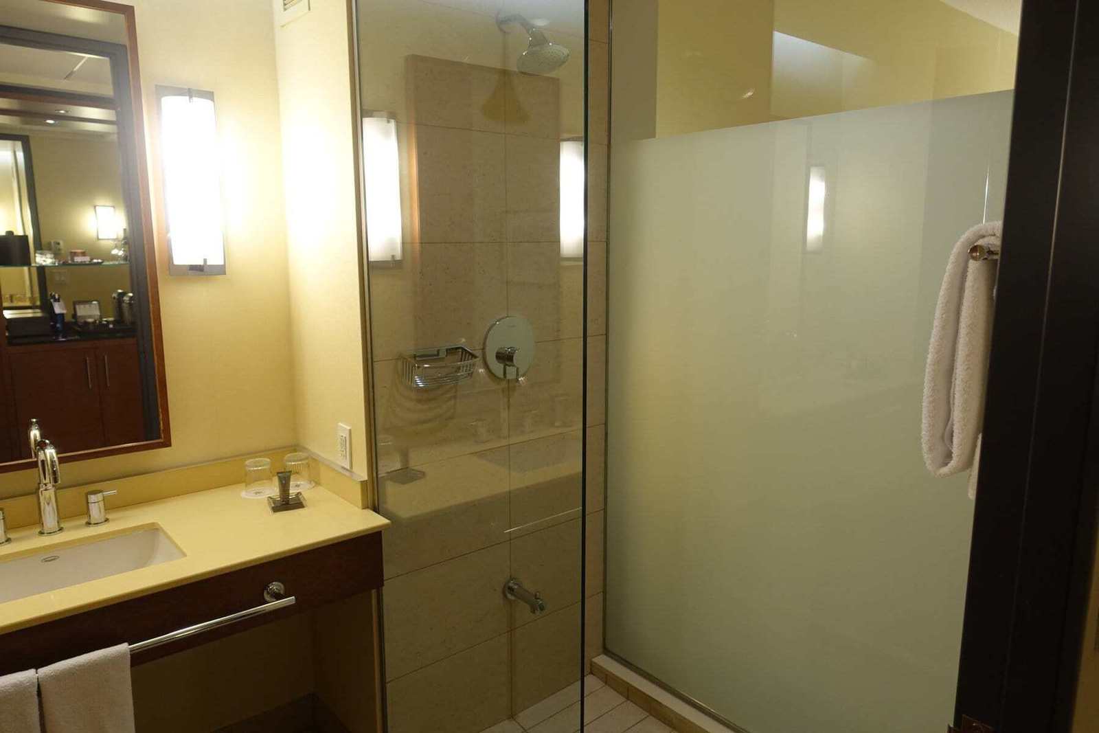 marriott terminal aeroport montreal yul 09