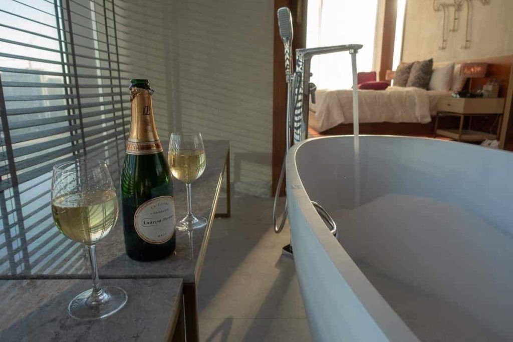 renaissance downtown hotel dubai chambre 27