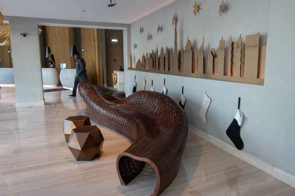 renaissance downtown hotel dubai lobby 02