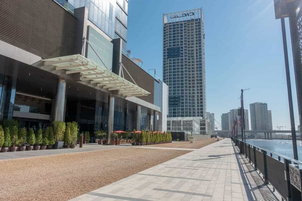 renaissance downtown hotel dubai lobby 12