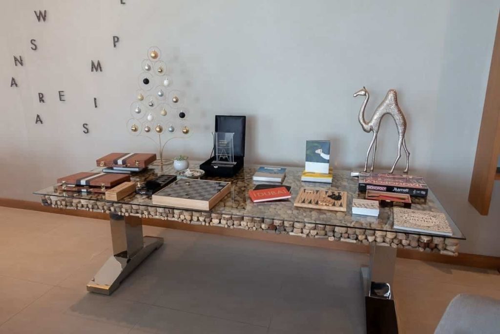 renaissance downtown hotel dubai lounge 06