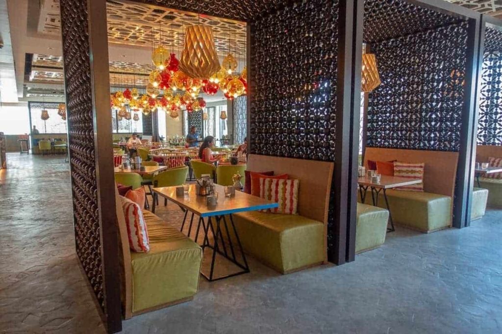 renaissance downtown hotel dubai petit dejeuner 06