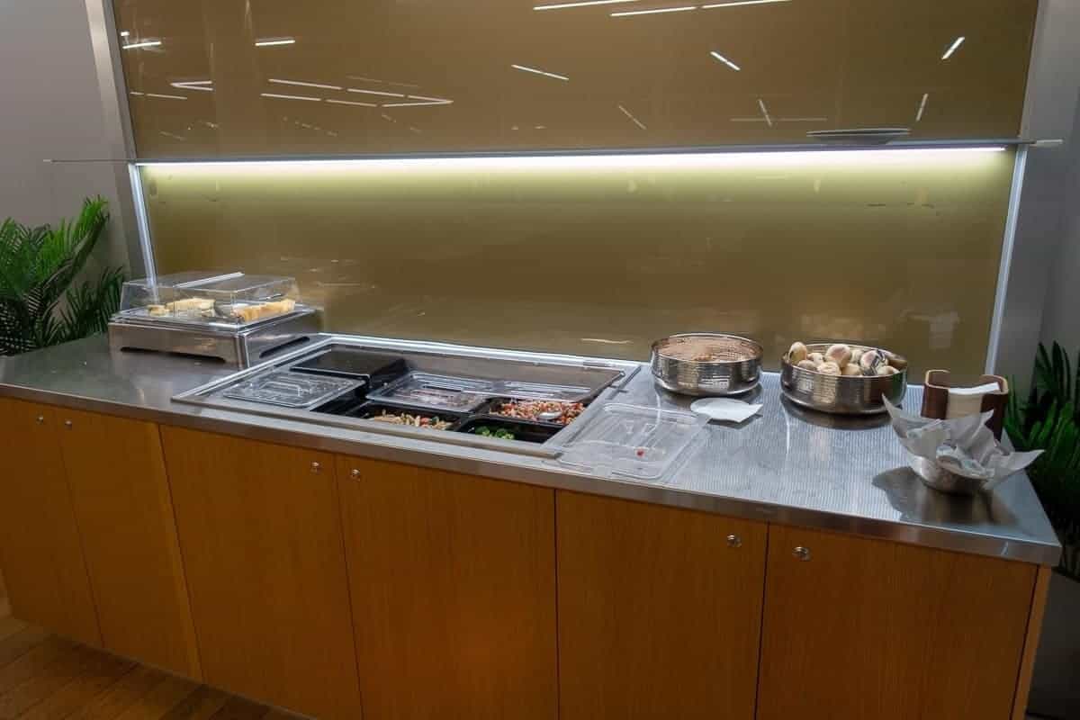 salon air france yul 2