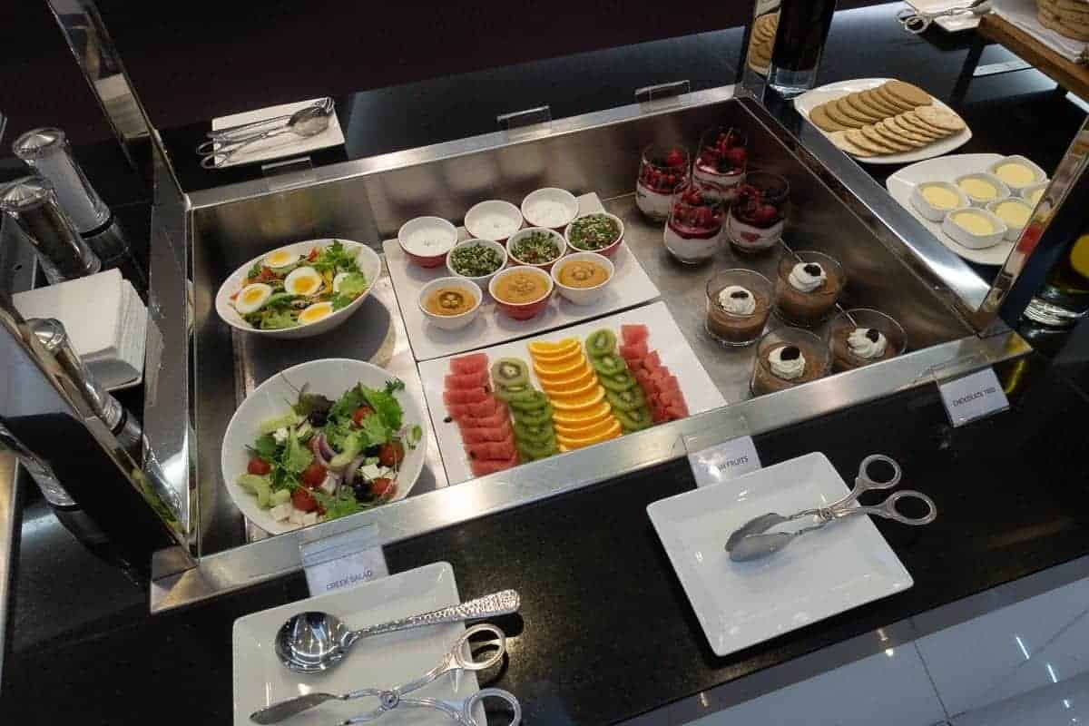 salon etihad airways paris cdg 11