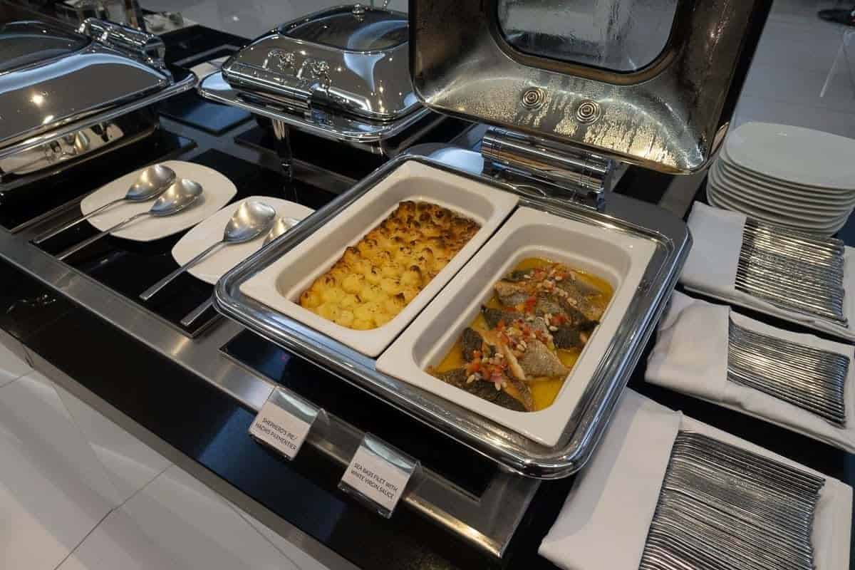 salon etihad airways paris cdg 13