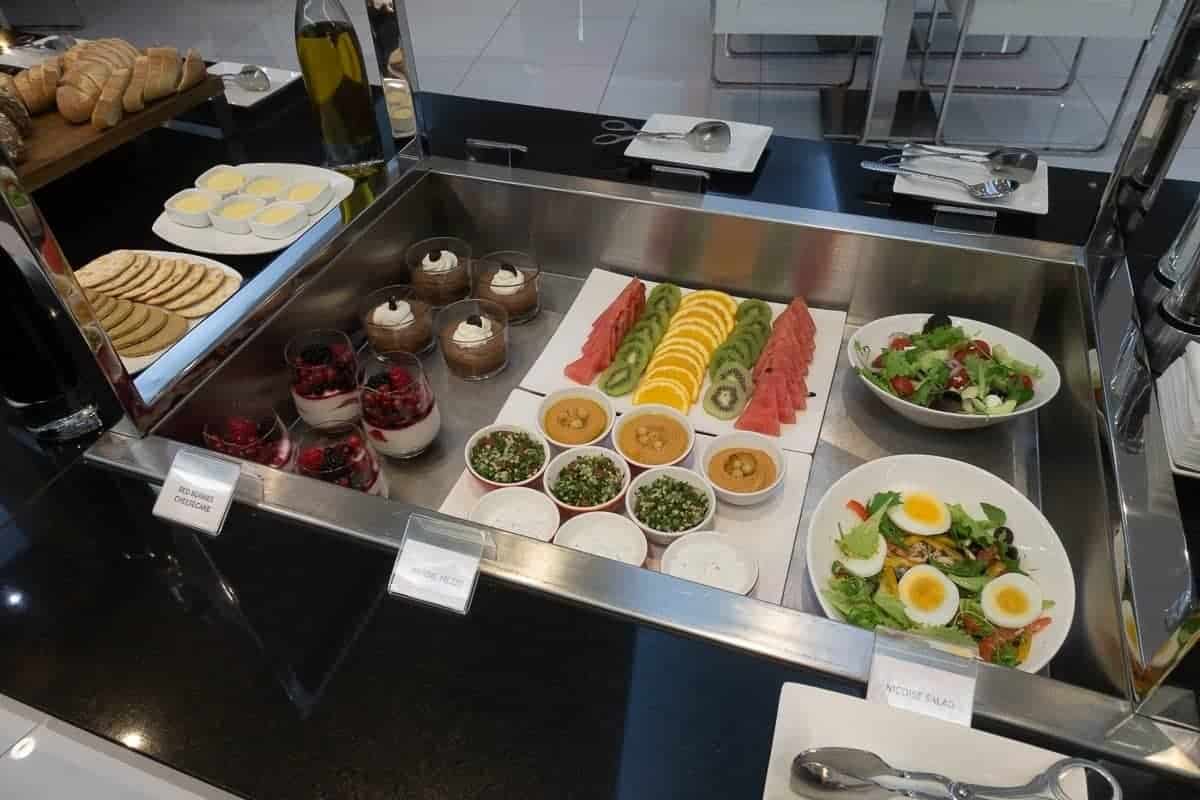 salon etihad airways paris cdg 15