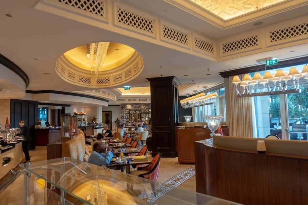 st regis abu dhabi 94