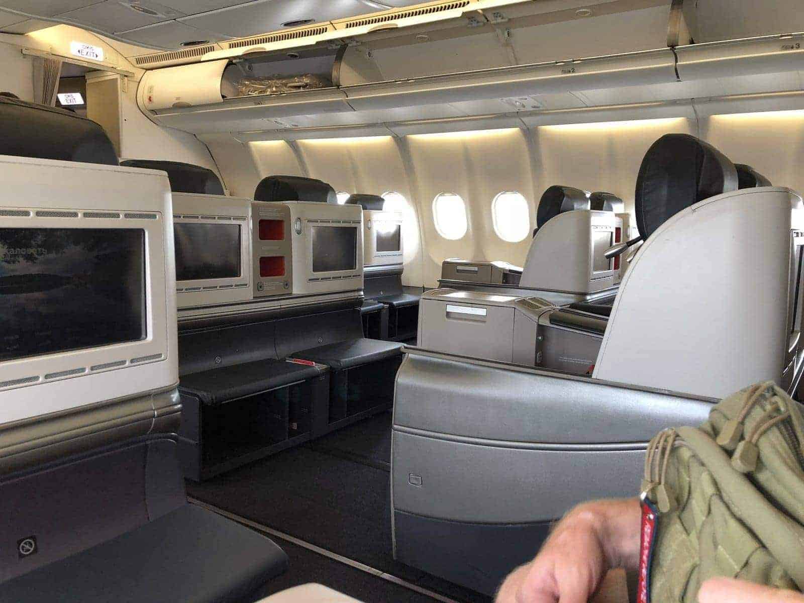 turkish airlines istanbul beyrouth affaires 27