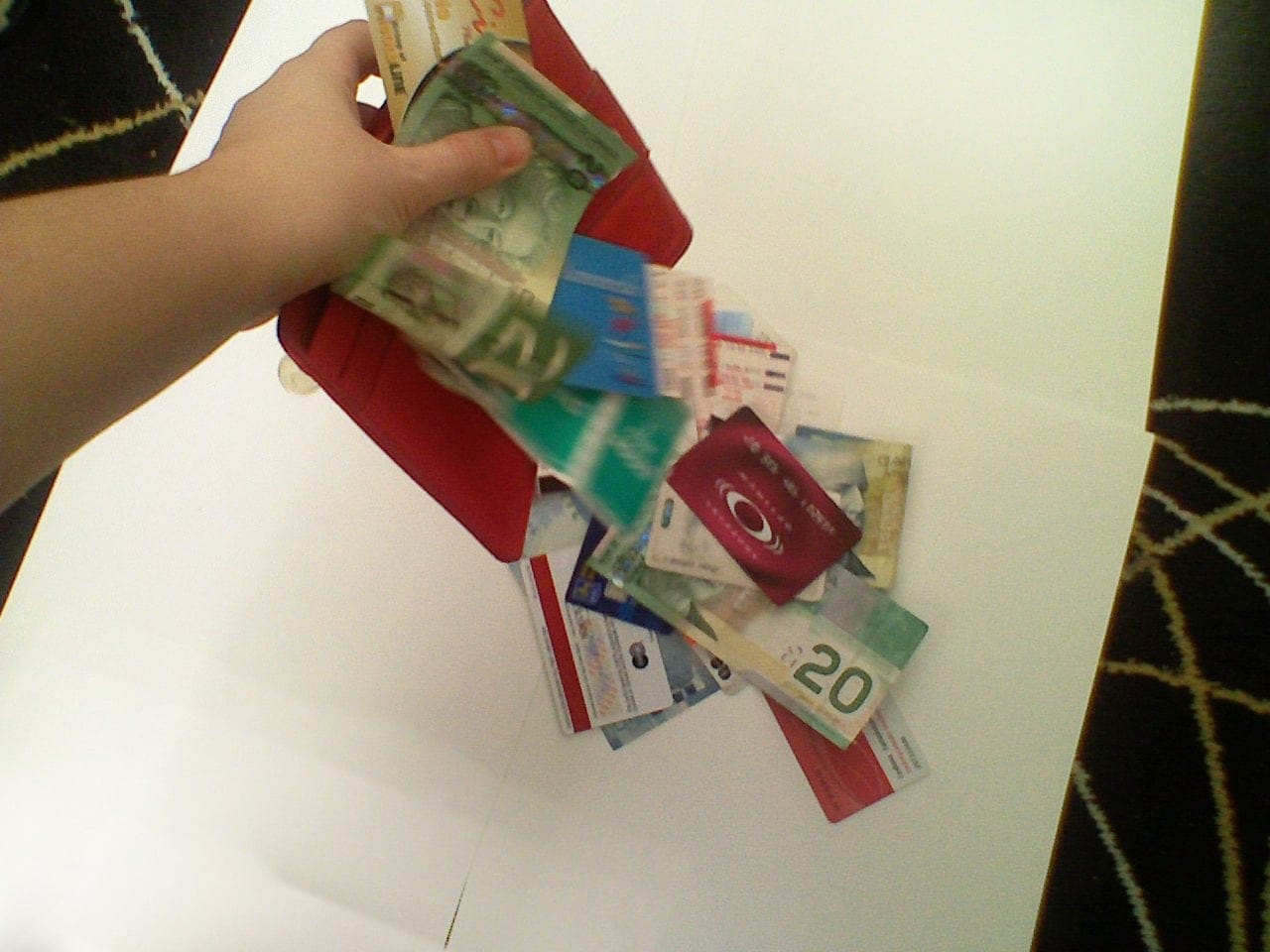 un portefeuille rempli