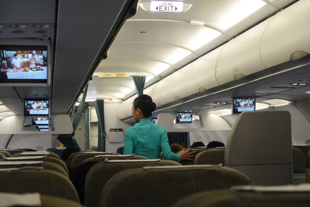 vietnam airlines han hui 26