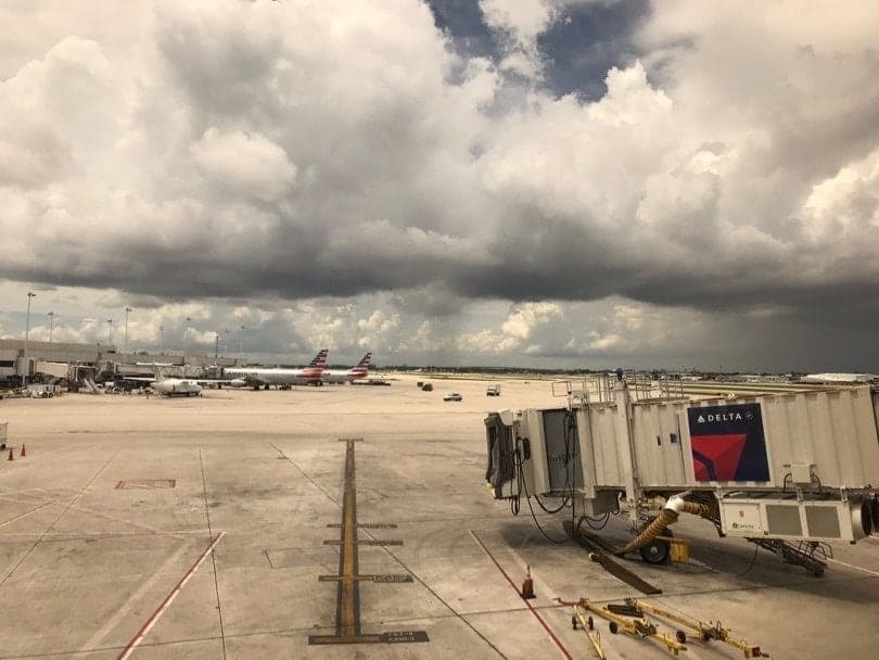 flight yul fll ac red 16