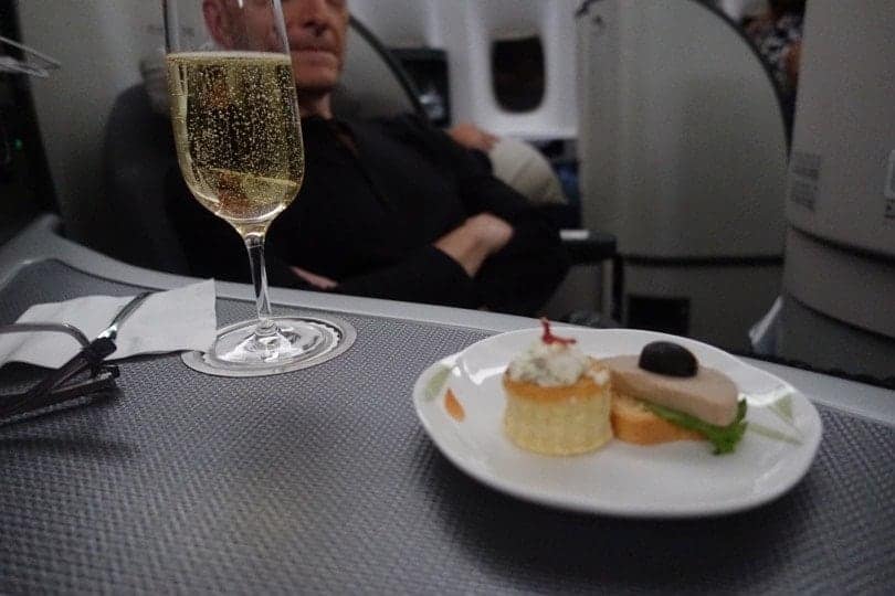 vol yyz tpe br35 j 33