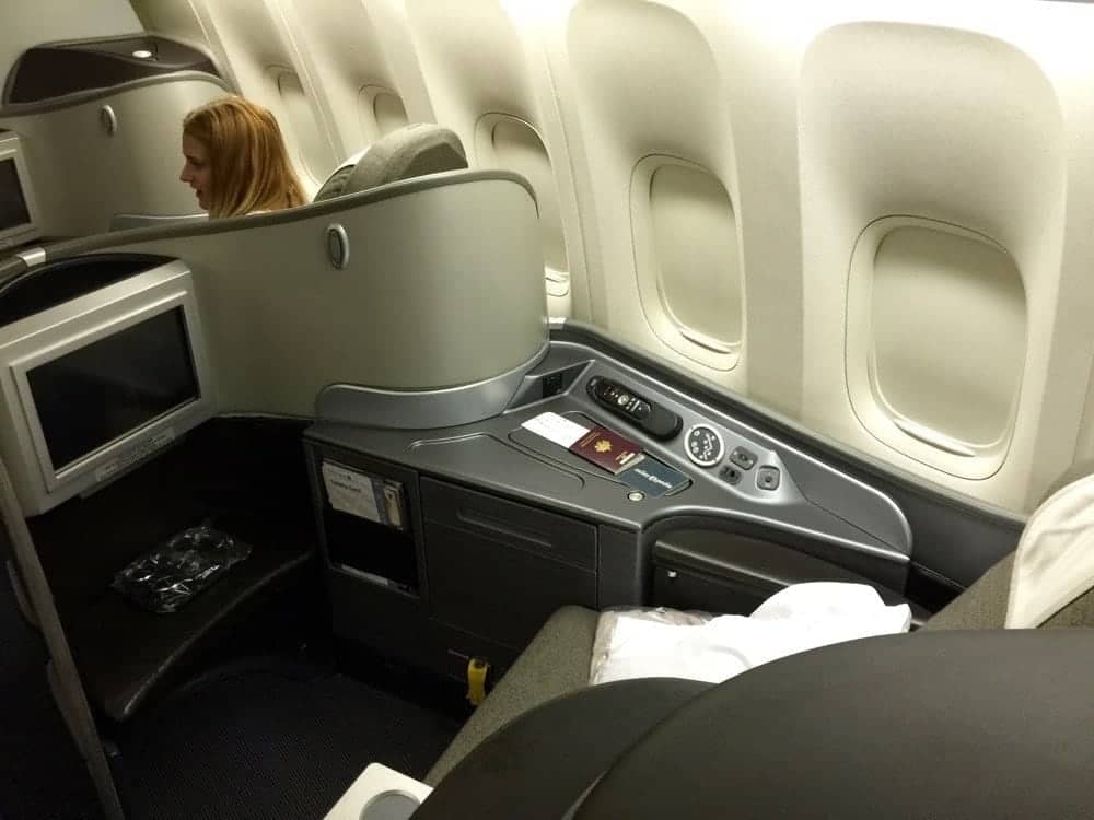 Seat 2K - United Global First - B772
