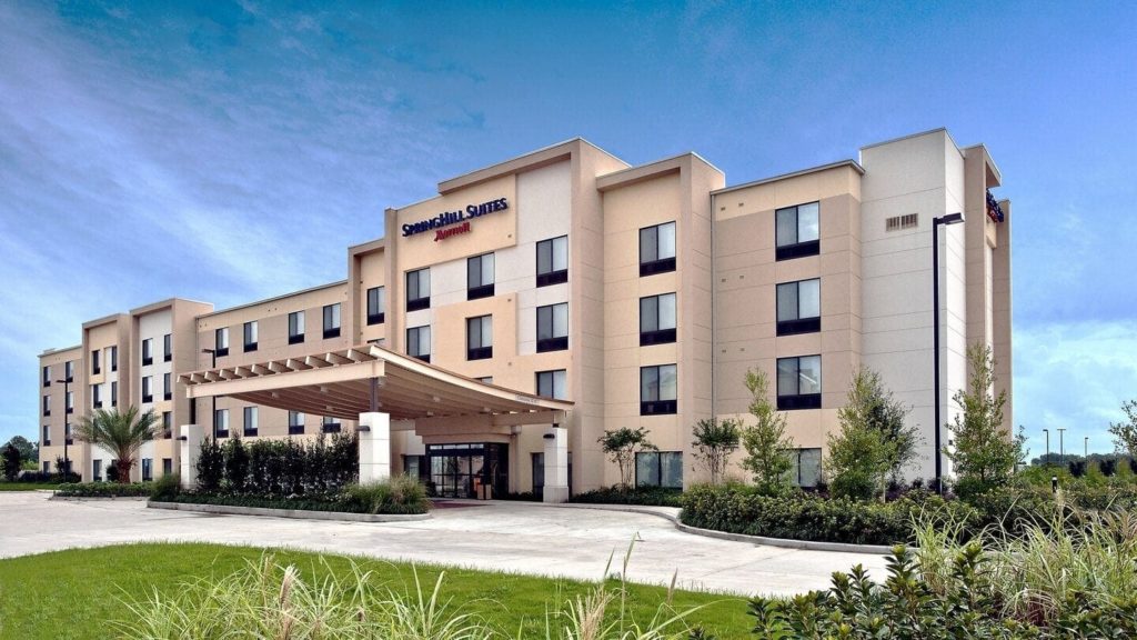 btrna exterior 0001 hor wide