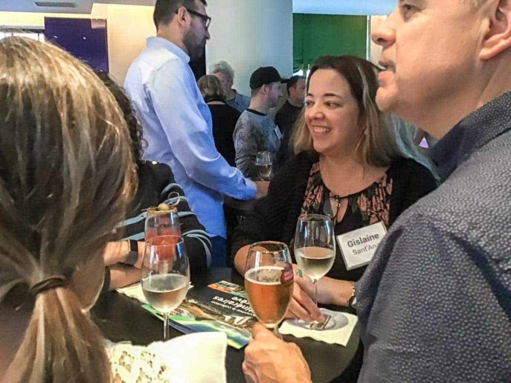 table debout Ghislaine