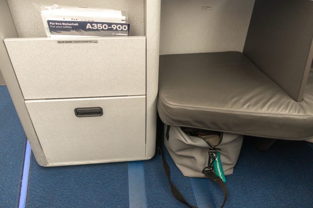 Lufthansa A350 LH475 classe affaires 43