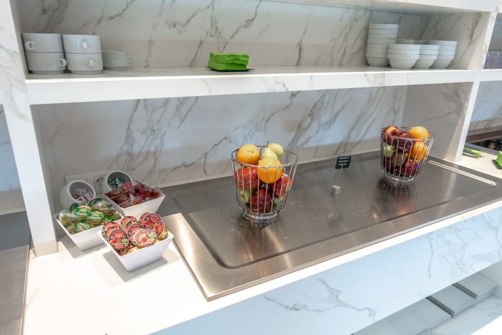 Salon Priority Pass Barcelona SALA VIP CANUDAS 05