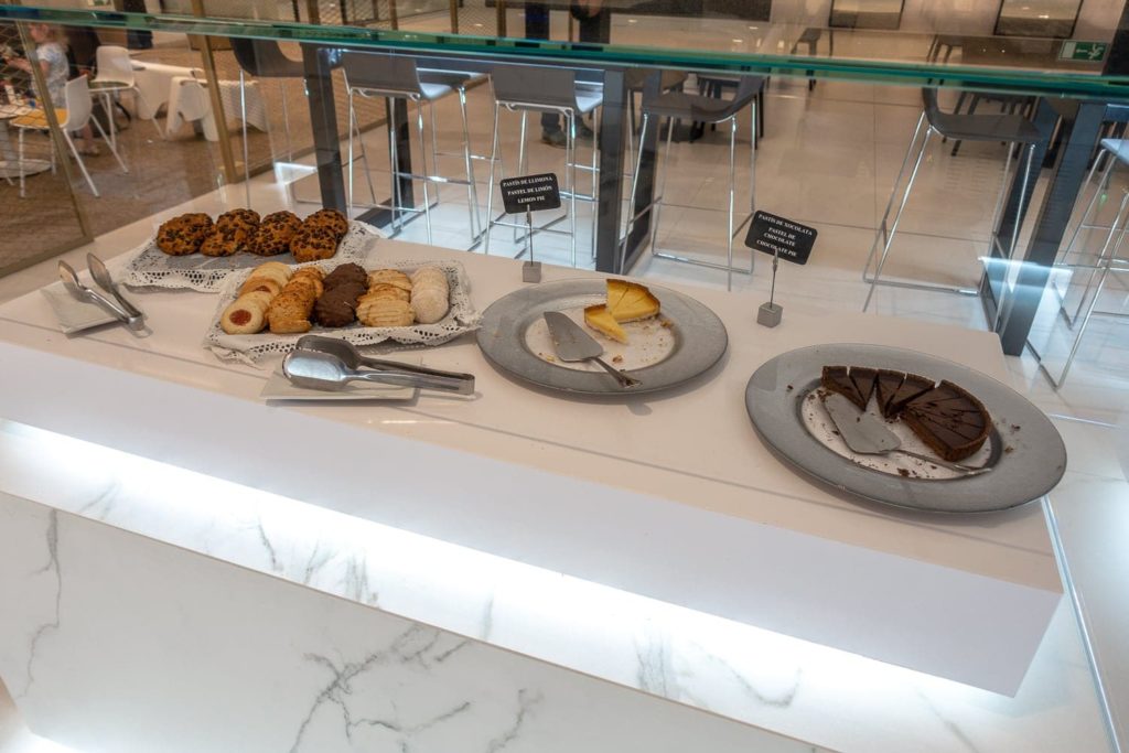 Salon Priority Pass Barcelona SALA VIP CANUDAS 10