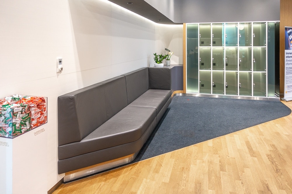 Lufthansa Business Lounge K11 MUC 03