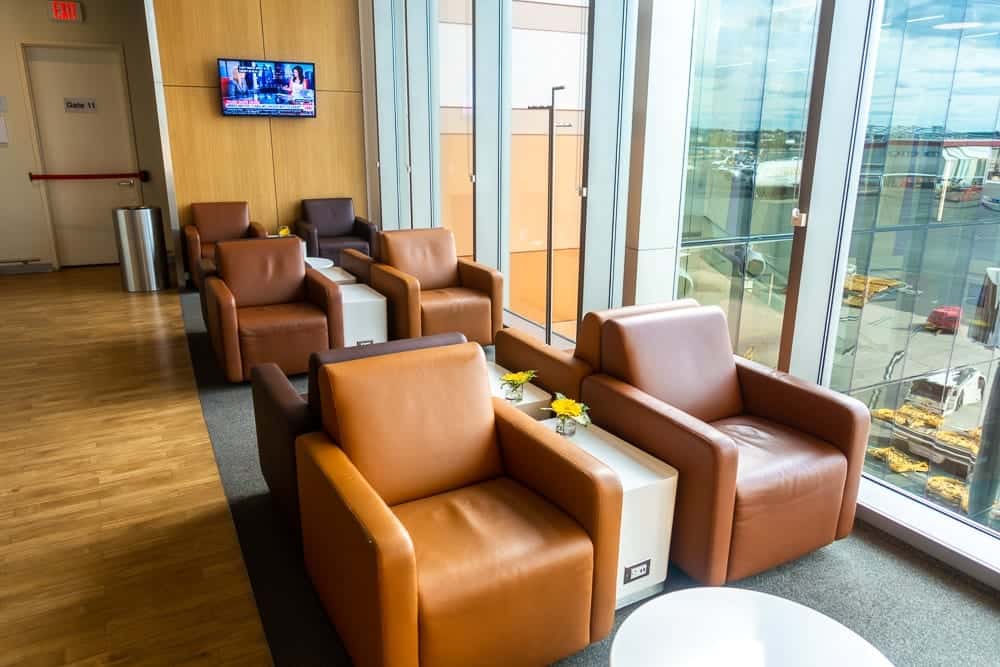 Lufthansa Lounge Boston 06