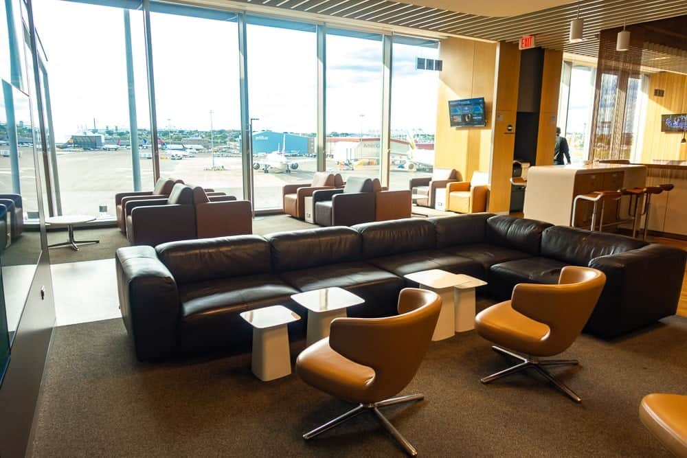Lufthansa Lounge Boston 12