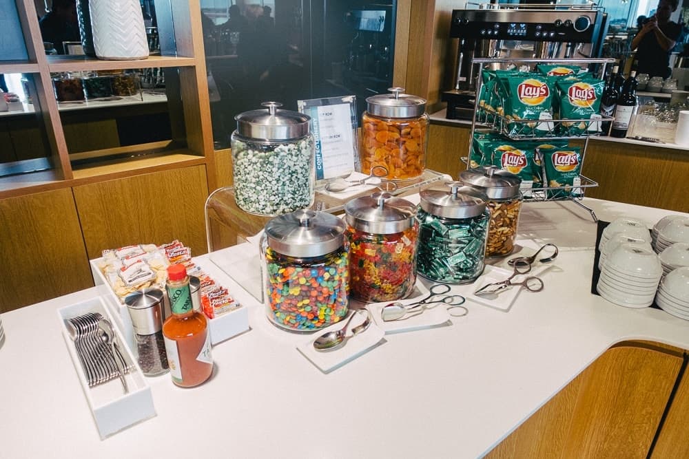 Lufthansa Lounge Boston 21